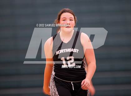 Thumbnail 2 in Lincoln Southwest vs Lincoln Northeast photogallery.