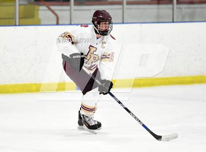 Thumbnail 1 in Iona Prep vs. Ridgefield (Carrano Cup Final) photogallery.