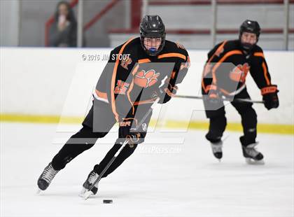 Thumbnail 2 in Iona Prep vs. Ridgefield (Carrano Cup Final) photogallery.
