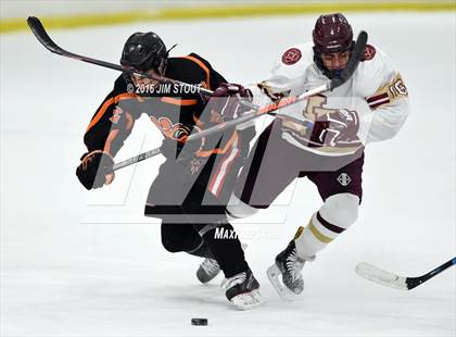 Thumbnail 3 in Iona Prep vs. Ridgefield (Carrano Cup Final) photogallery.