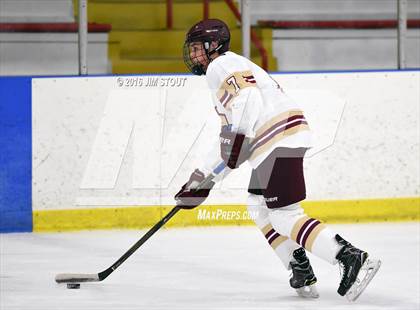 Thumbnail 1 in Iona Prep vs. Ridgefield (Carrano Cup Final) photogallery.