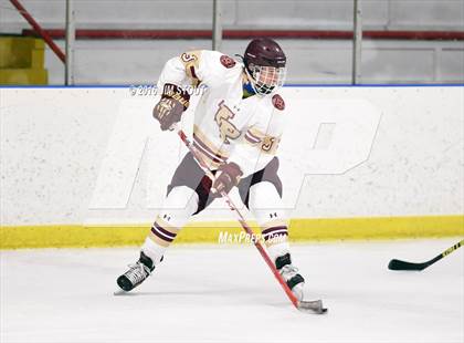 Thumbnail 3 in Iona Prep vs. Ridgefield (Carrano Cup Final) photogallery.