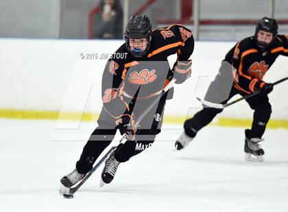 Thumbnail 1 in Iona Prep vs. Ridgefield (Carrano Cup Final) photogallery.