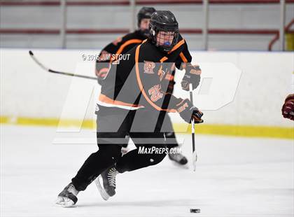 Thumbnail 1 in Iona Prep vs. Ridgefield (Carrano Cup Final) photogallery.