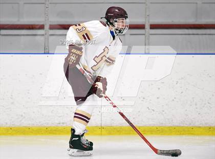 Thumbnail 2 in Iona Prep vs. Ridgefield (Carrano Cup Final) photogallery.