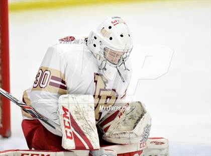 Thumbnail 2 in Iona Prep vs. Ridgefield (Carrano Cup Final) photogallery.