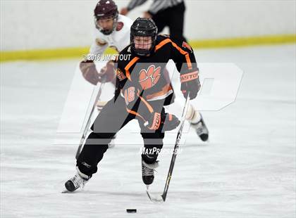 Thumbnail 2 in Iona Prep vs. Ridgefield (Carrano Cup Final) photogallery.