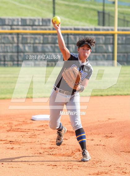 Thumbnail 2 in Sweetwater @ Red Bank (TSSAA AA Regional Final) photogallery.