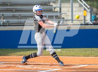 Thumbnail 3 in Sweetwater @ Red Bank (TSSAA AA Regional Final) photogallery.
