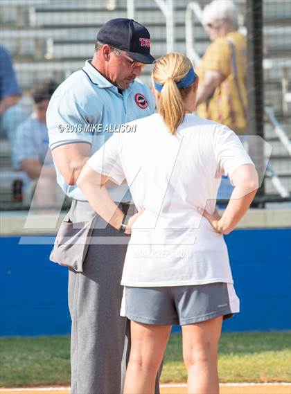 Thumbnail 3 in Sweetwater @ Red Bank (TSSAA AA Regional Final) photogallery.
