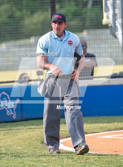 Thumbnail 3 in Sweetwater @ Red Bank (TSSAA AA Regional Final) photogallery.
