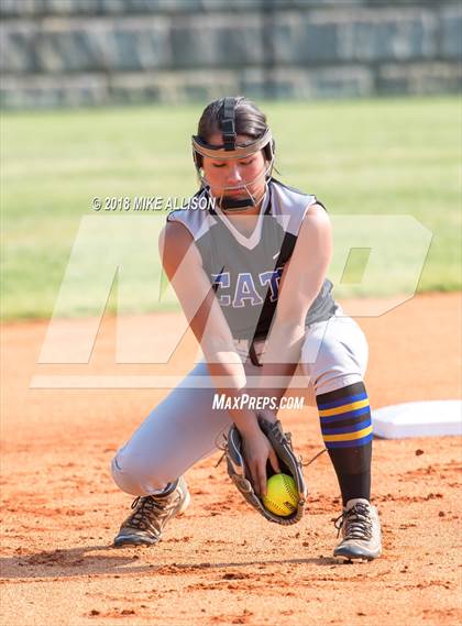 Thumbnail 3 in Sweetwater @ Red Bank (TSSAA AA Regional Final) photogallery.