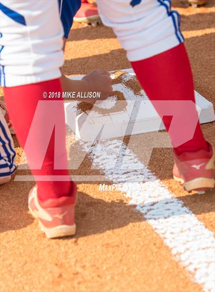 Thumbnail 1 in Sweetwater @ Red Bank (TSSAA AA Regional Final) photogallery.