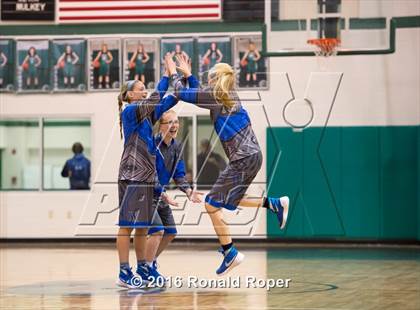 Thumbnail 3 in Van Alstyne @ Caddo Mills photogallery.
