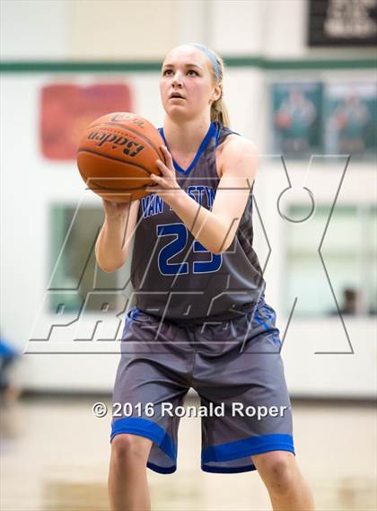 Thumbnail 1 in Van Alstyne @ Caddo Mills photogallery.