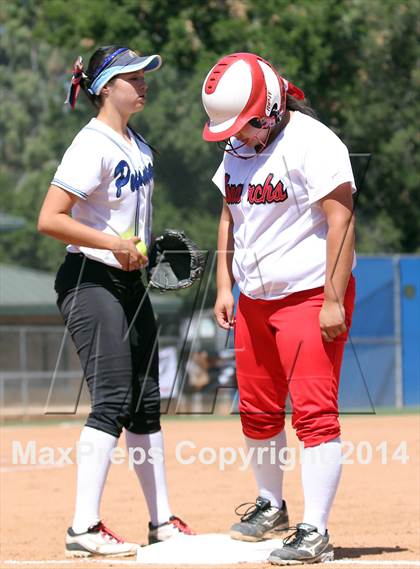 Thumbnail 2 in Harbor Teacher @ Northridge (CIF L.A. City Section D3 Final) photogallery.
