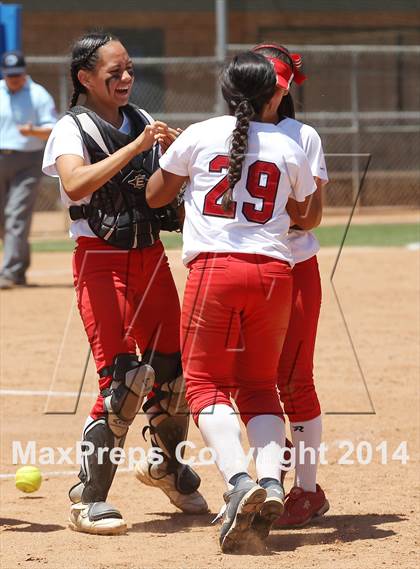Thumbnail 1 in Harbor Teacher @ Northridge (CIF L.A. City Section D3 Final) photogallery.