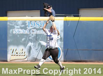 Thumbnail 1 in Harbor Teacher @ Northridge (CIF L.A. City Section D3 Final) photogallery.