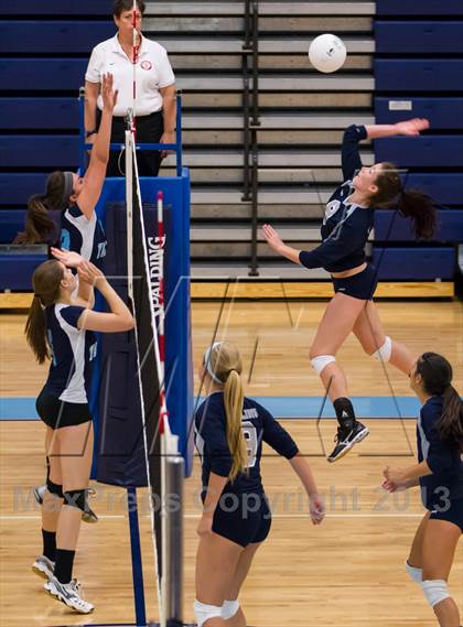 Thumbnail 1 in South County @ Yorktown photogallery.