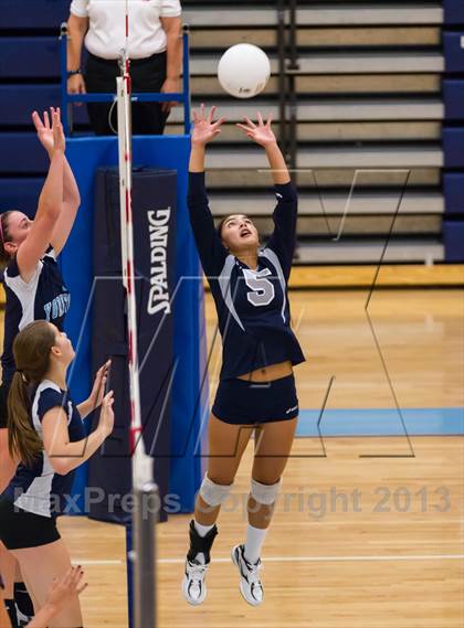 Thumbnail 1 in South County @ Yorktown photogallery.