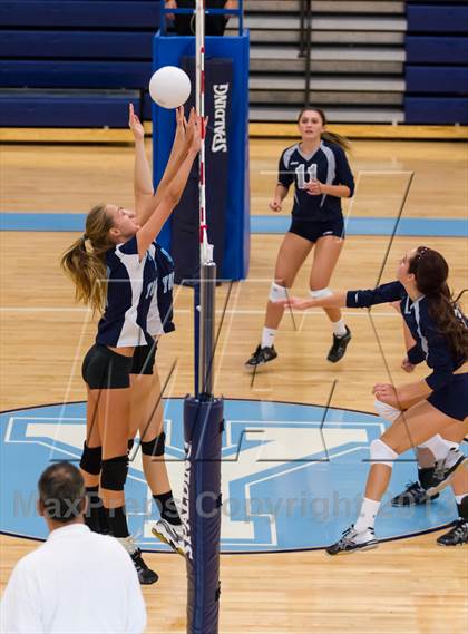 Thumbnail 2 in South County @ Yorktown photogallery.