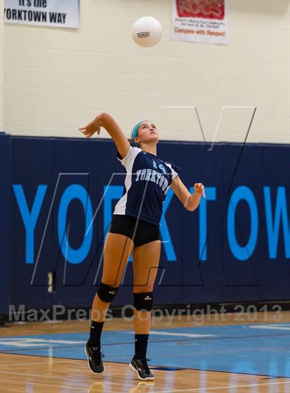 Thumbnail 1 in South County @ Yorktown photogallery.