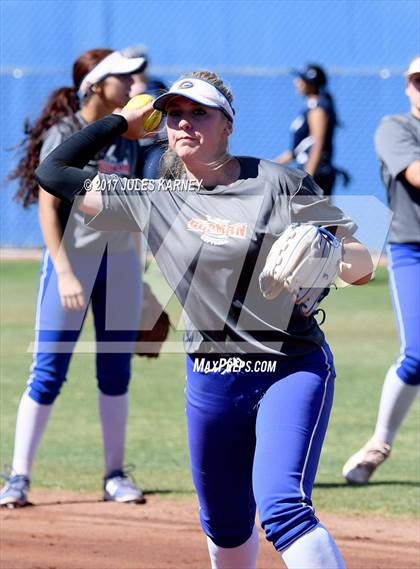 Thumbnail 1 in Bishop Gorman vs. Sierra Vista photogallery.