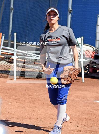 Thumbnail 1 in Bishop Gorman vs. Sierra Vista photogallery.