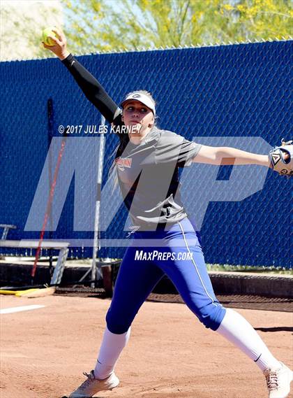 Thumbnail 3 in Bishop Gorman vs. Sierra Vista photogallery.