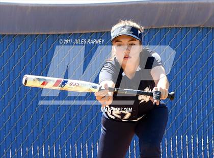 Thumbnail 3 in Bishop Gorman vs. Sierra Vista photogallery.