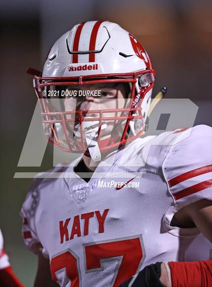 Thumbnail 2 in Katy vs. Stratford (UIL 6A D2 Area Playoff) photogallery.