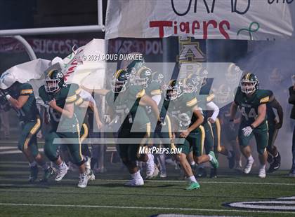 Thumbnail 3 in Katy vs. Stratford (UIL 6A D2 Area Playoff) photogallery.