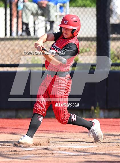 Thumbnail 3 in Etna @ University (CIF Northern Regional Semi) photogallery.