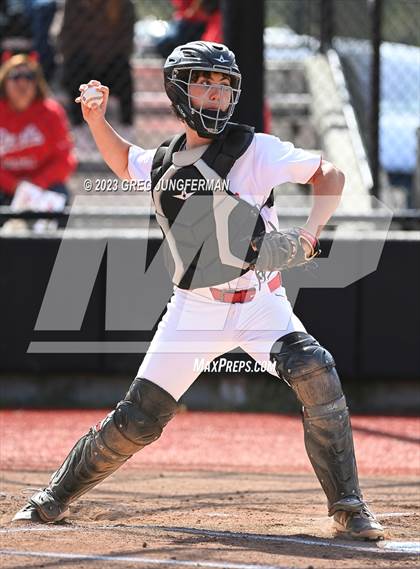Thumbnail 2 in Etna @ University (CIF Northern Regional Semi) photogallery.