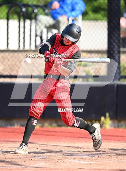 Thumbnail 3 in Etna @ University (CIF Northern Regional Semi) photogallery.
