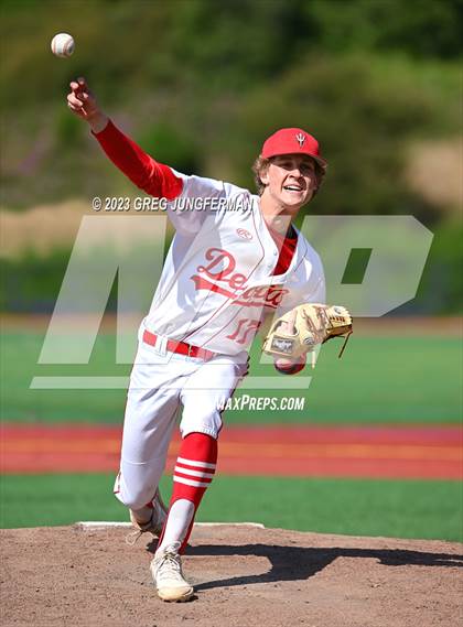 Thumbnail 2 in Etna @ University (CIF Northern Regional Semi) photogallery.