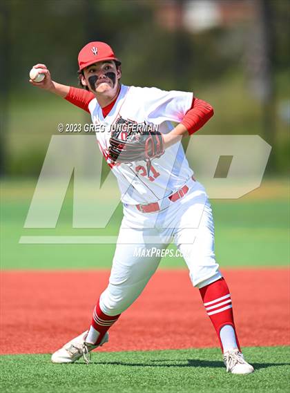 Thumbnail 2 in Etna @ University (CIF Northern Regional Semi) photogallery.