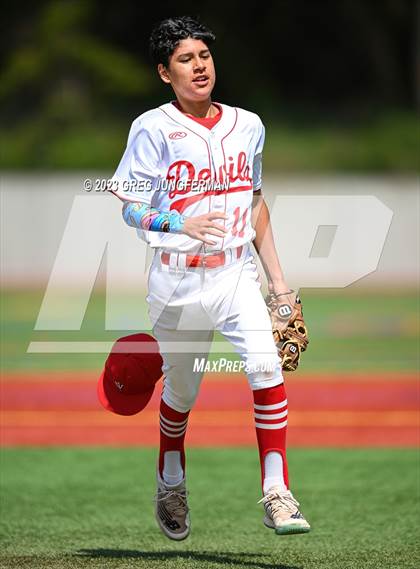 Thumbnail 3 in Etna @ University (CIF Northern Regional Semi) photogallery.