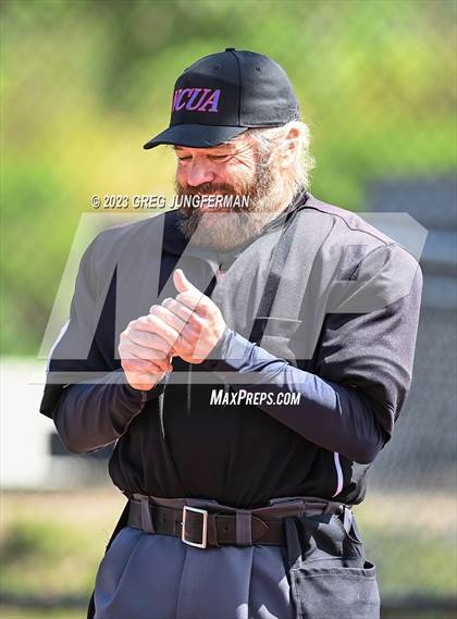 Thumbnail 2 in Etna @ University (CIF Northern Regional Semi) photogallery.
