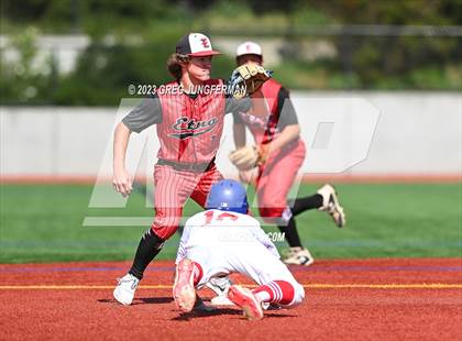Thumbnail 2 in Etna @ University (CIF Northern Regional Semi) photogallery.