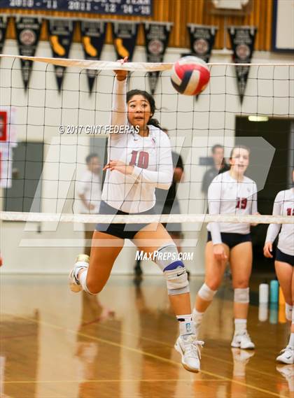 Thumbnail 1 in Miramonte @ Campolindo photogallery.