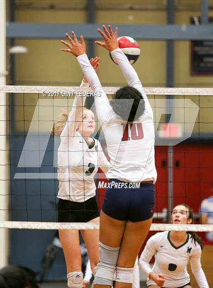 Thumbnail 2 in Miramonte @ Campolindo photogallery.