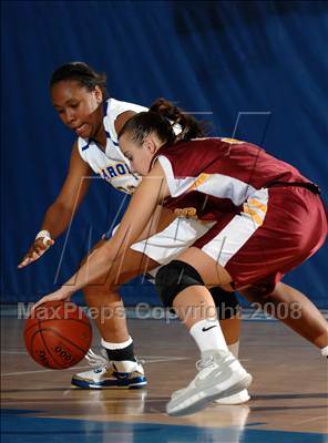 Thumbnail 2 in Esperanza @ Fountain Valley photogallery.