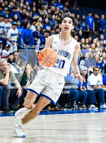 Thumbnail 1 in La Habra vs. St. Bonaventure (CIF SS DIV 3AA Championship) photogallery.
