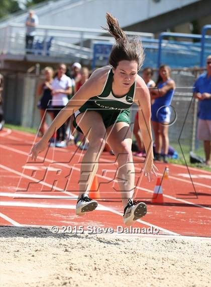 Thumbnail 3 in LHSAA Regional Meet photogallery.