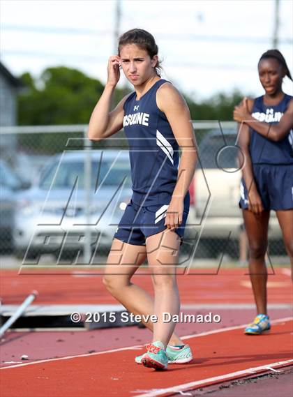 Thumbnail 3 in LHSAA Regional Meet photogallery.