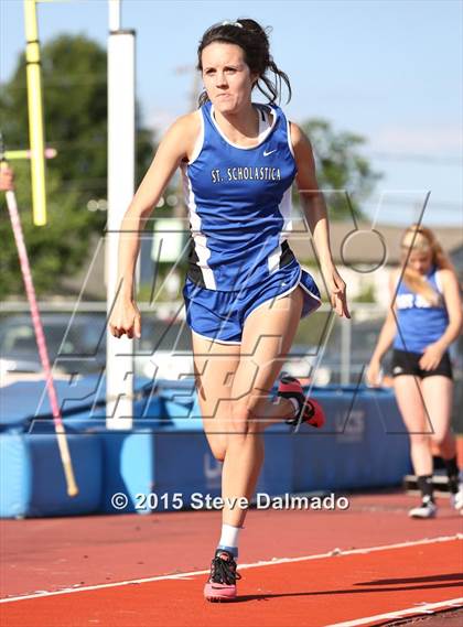 Thumbnail 3 in LHSAA Regional Meet photogallery.