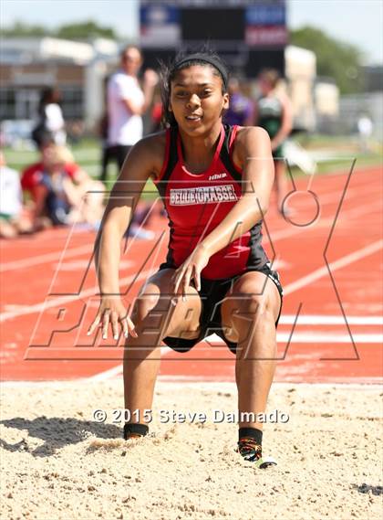 Thumbnail 3 in LHSAA Regional Meet photogallery.