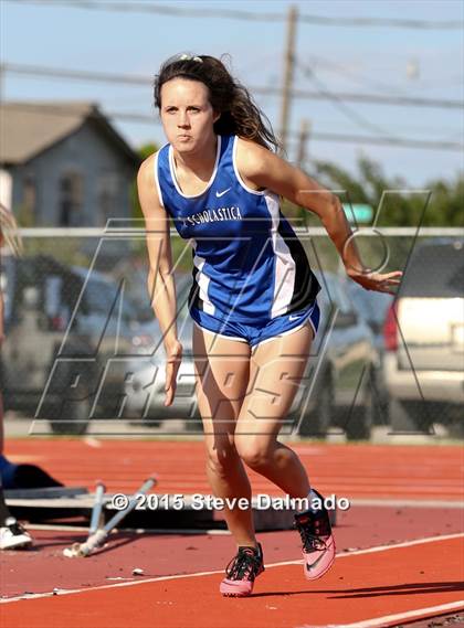 Thumbnail 2 in LHSAA Regional Meet photogallery.