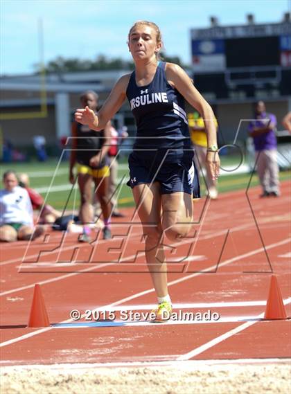 Thumbnail 1 in LHSAA Regional Meet photogallery.